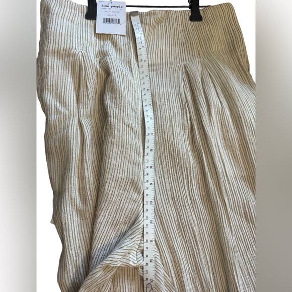 NWT Free People “See You Again” Smocked Pants – Warm Sands, Size M - Picture 6 of 9